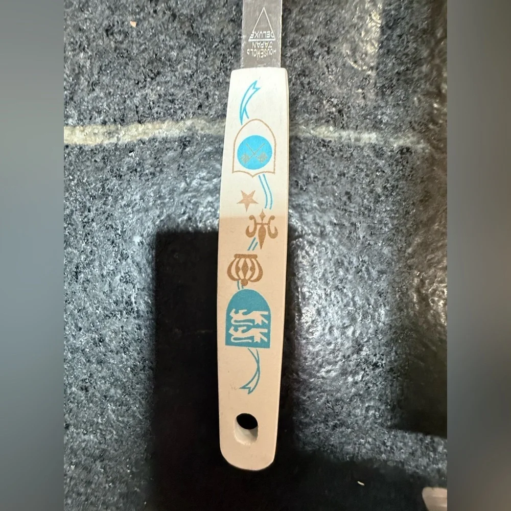 Vintage JAPAN Household Deluxe Lion, Crown, Fleur de Lis Spatula Turner MCM 60’s